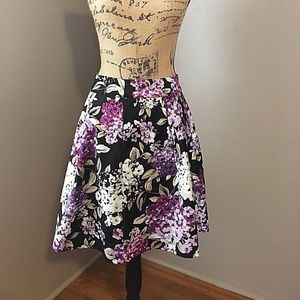 White House Black Market Skirt A Line Skater Cute